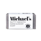 lekker ruikende handzeep gemaakt met lokale walnootolie