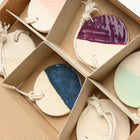 Zes kerstballen in doosje