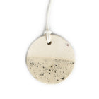 Kerstbal met spikkel glazuur